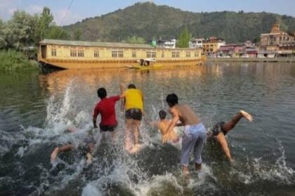 Kashmir records highest night temperature